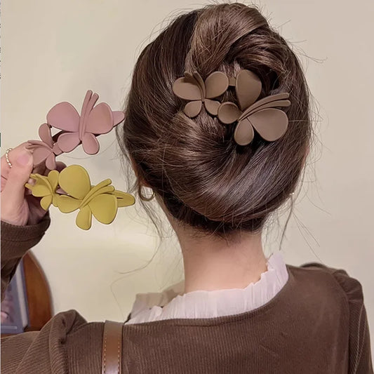 Flower Shape Hair Claw Clips – Stylish Floral Hair Accessories