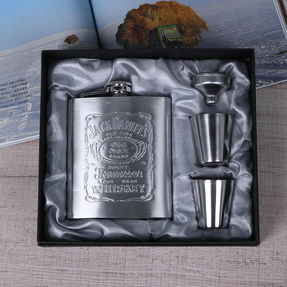 7oz Silver Whiskey Flask Set - Perfect Father's day Gift